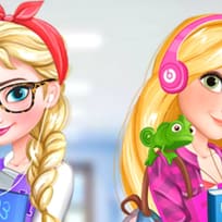 Elsa und Rapunzel: College-Mädchen