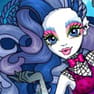 Sirena Von Boo Dress Up